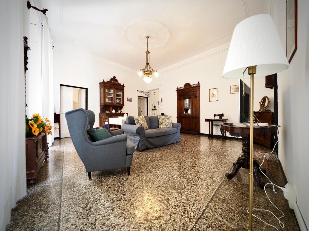 Dimora Sarzano Acquario - Genovabnb It Apartment Екстериор снимка